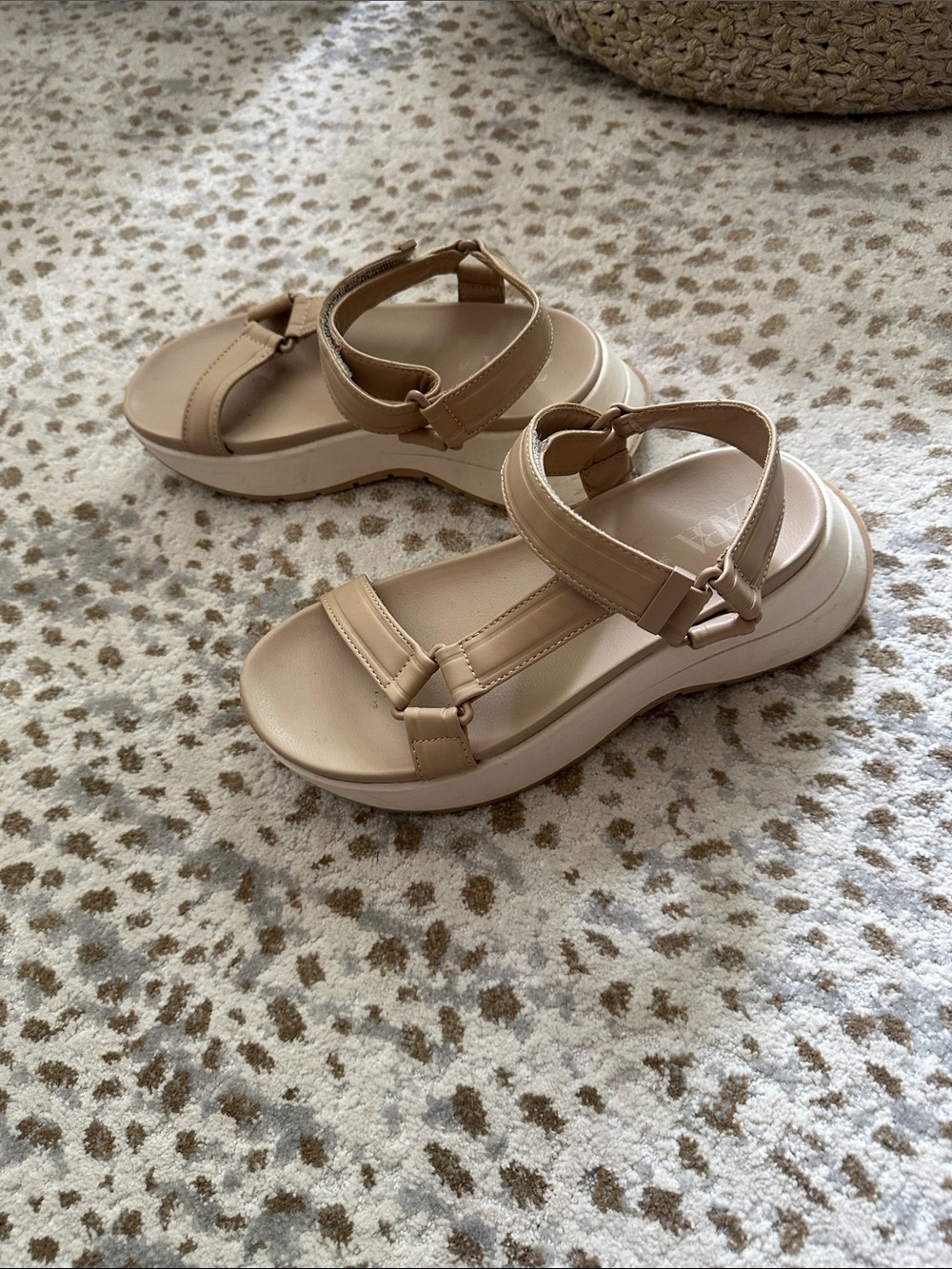 Zara Terez Beige Platform Strap Sandals - Picture 2 of 5